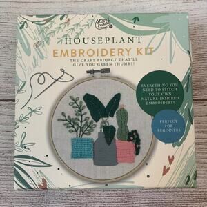 Houseplant Embroidery Kit Craft Project Includes Bamboo Hoop and Yarn 4.7"D